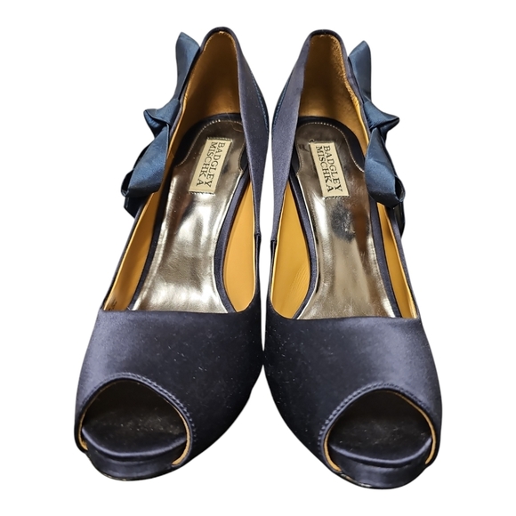 Vintage late 1980's Elegant Badgley Mischka Women's High Heel Navy Peep-Toe - Picture 3 of 7